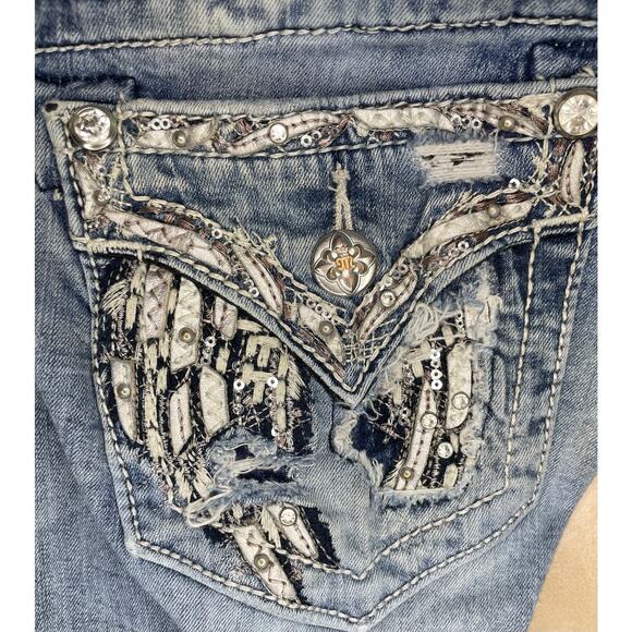 Miss Me Y2K medium wash bootcut angel wing embellished jeans size 29 - Picture 7 of 10